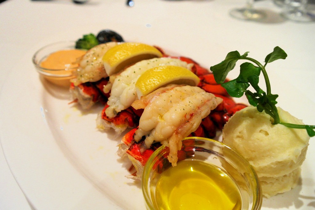 lawry's singapore lobster tail