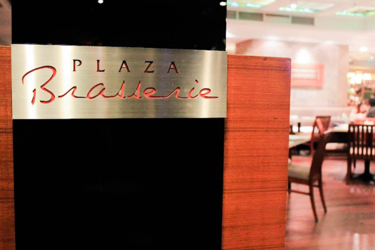 parkroyal - plaza brasserie logo