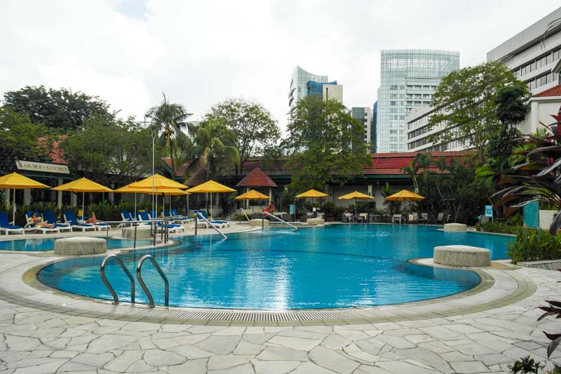 hotel jen singapore pool