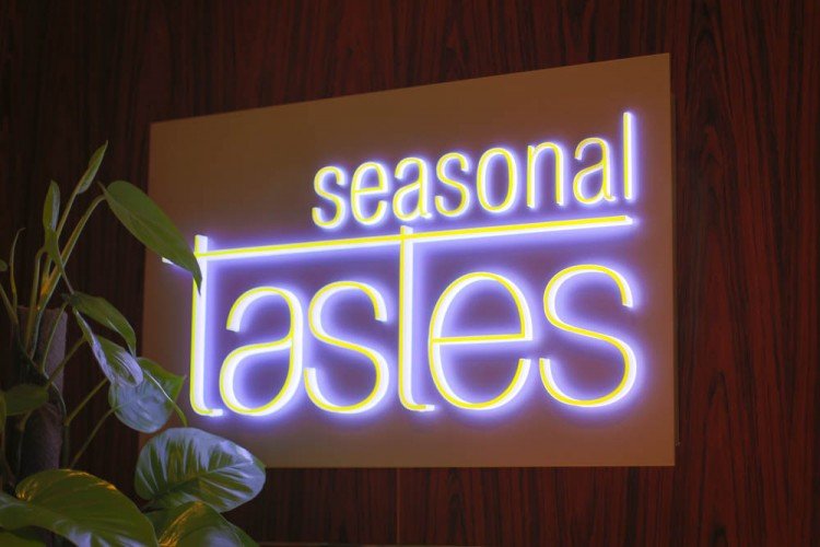Seasonal Tastes Logo