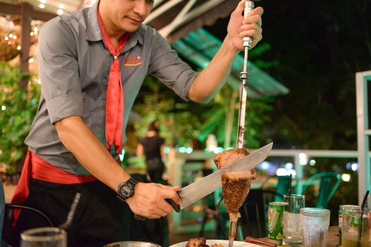 Carne and Caipirinha slicing meat singapore