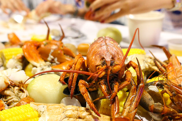 Crab in da Bag-Titanic pot lobster