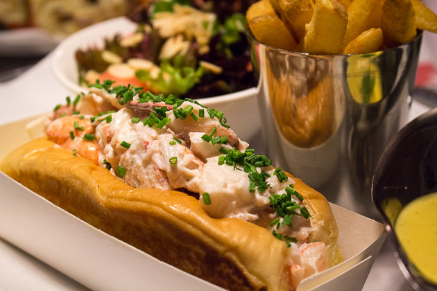 Pince & Pints-Lobster Roll Singapore restaurant