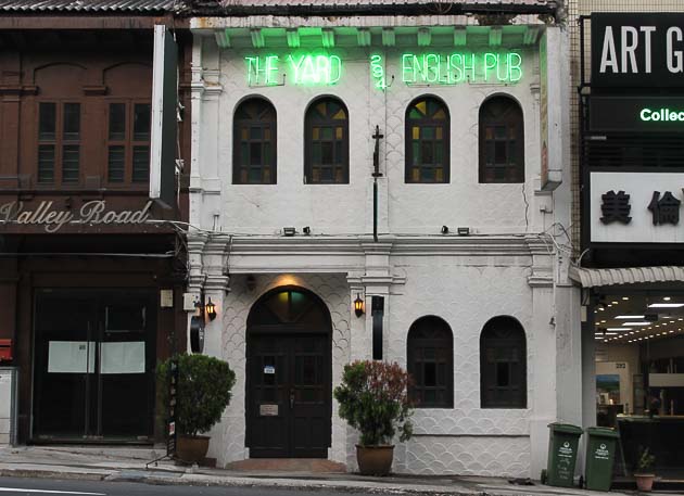 best pubs in singapore - The Yard