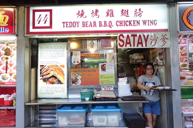 Teddy Bear BBQ Chicken Wing stall front