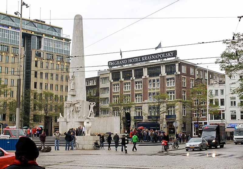 Amsterdam 11 dam square