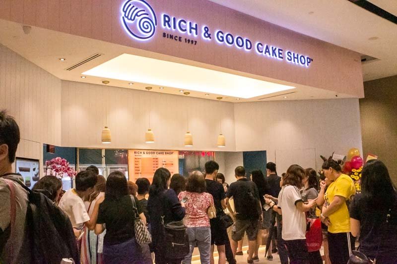 Rich & Good Cake Shop Jewel Changi Airport 1
