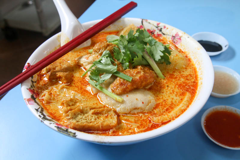 Da Po Hainanese Chicken Rice & Curry Chicken Noodles 1355