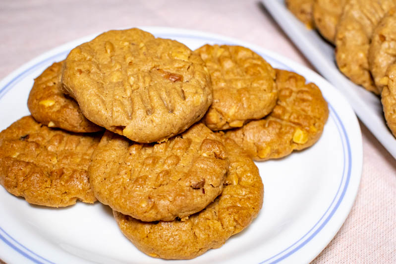 Stay Home Recipe 3 Ingredient Flourless Peanut Butter Cookies 9