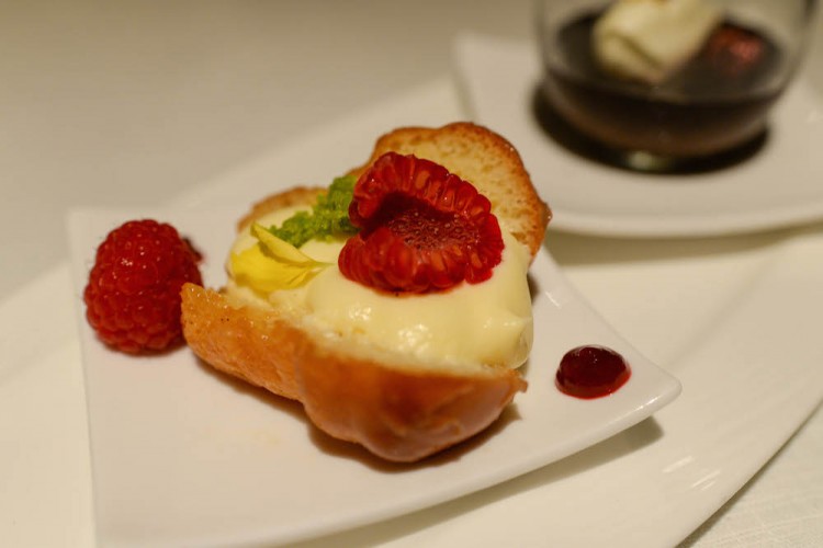 Basilico dessert Baba’ Al Limoncello