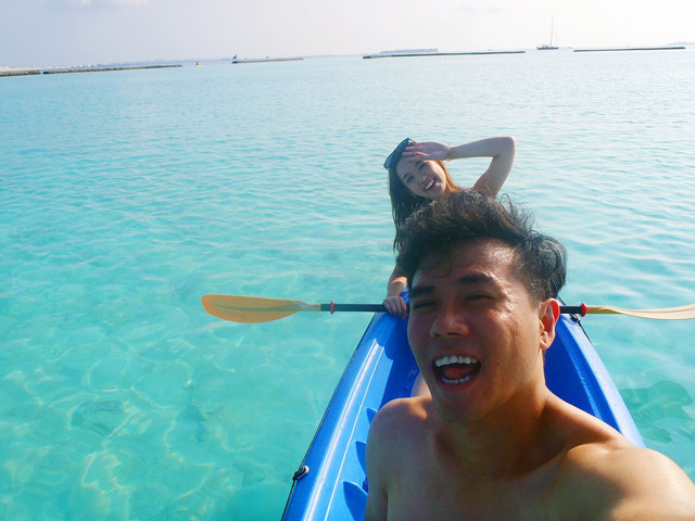 maldives-watersports-canoe