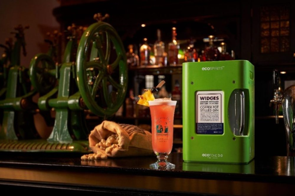 old school pubs - singapore sling
