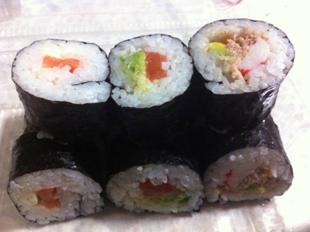 best avocado singapore Salmon avocado roll-3