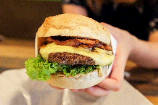 BERGS Gourmet Burgers: Get your Burger game On With their Original flavours  & 1-for-1 Deals