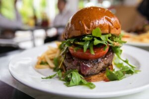 huber's bistro 2