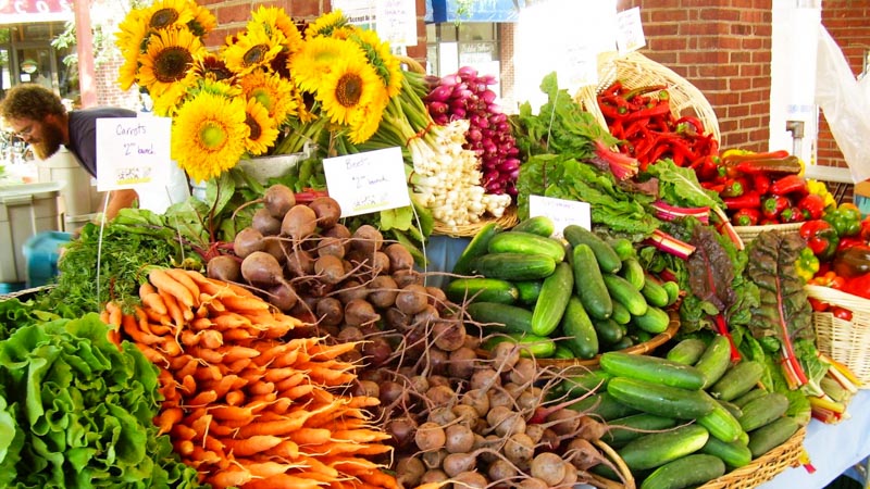 http://morebrokenarrow.com/2016/03/20/farmers-market-open-soon/