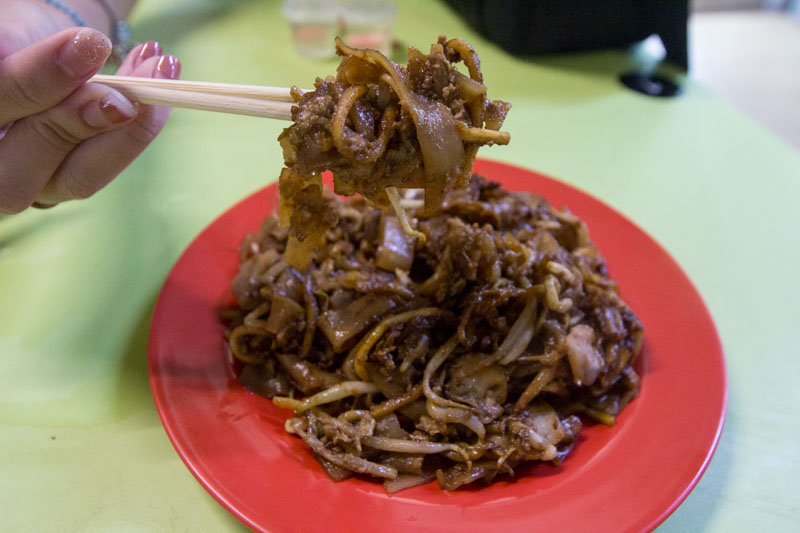 Outram Park Char Kway Teow 6 Michelin Bib Gourmand 2018 Brings Us 50 Must Try Restaurants & Street Food In Singapore