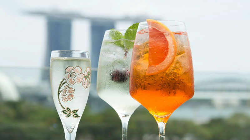 Aura Sky Lounge 3 Online
