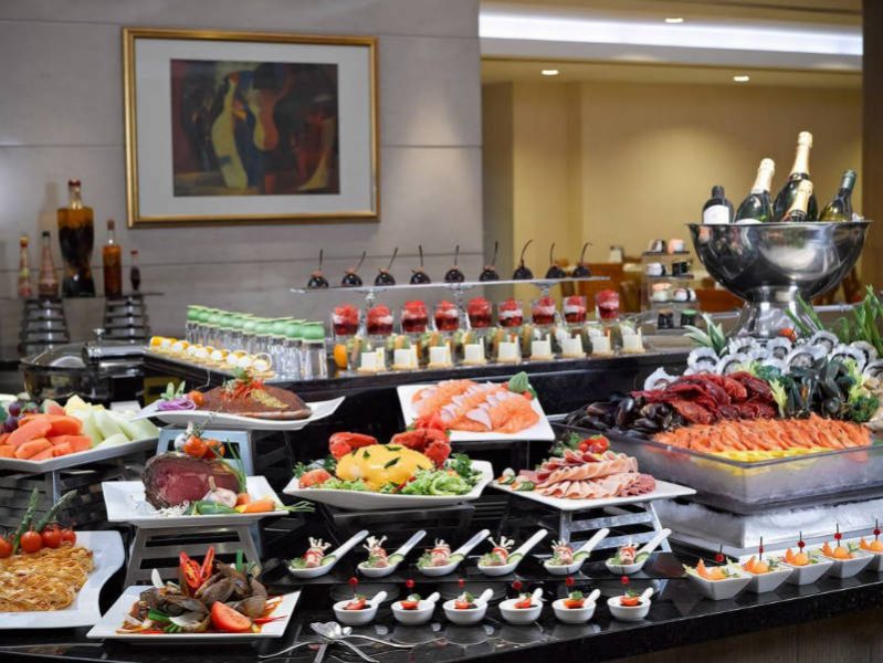 Buffet At Cafe Mosaic Online