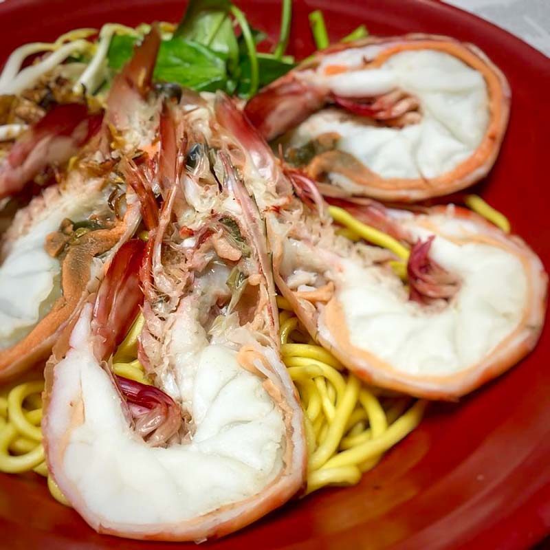 Andy Li Geylang Prawn Noodles ONLINE 2 800x800 8 Professionals Who Hung Up Their Blazers To Chase A Dream In Singapore’s F&B Scene
