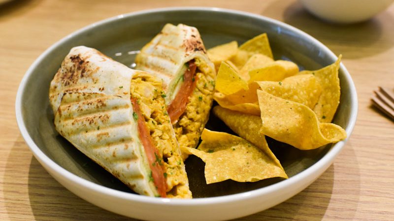 Fifty50 Currychickenwrap