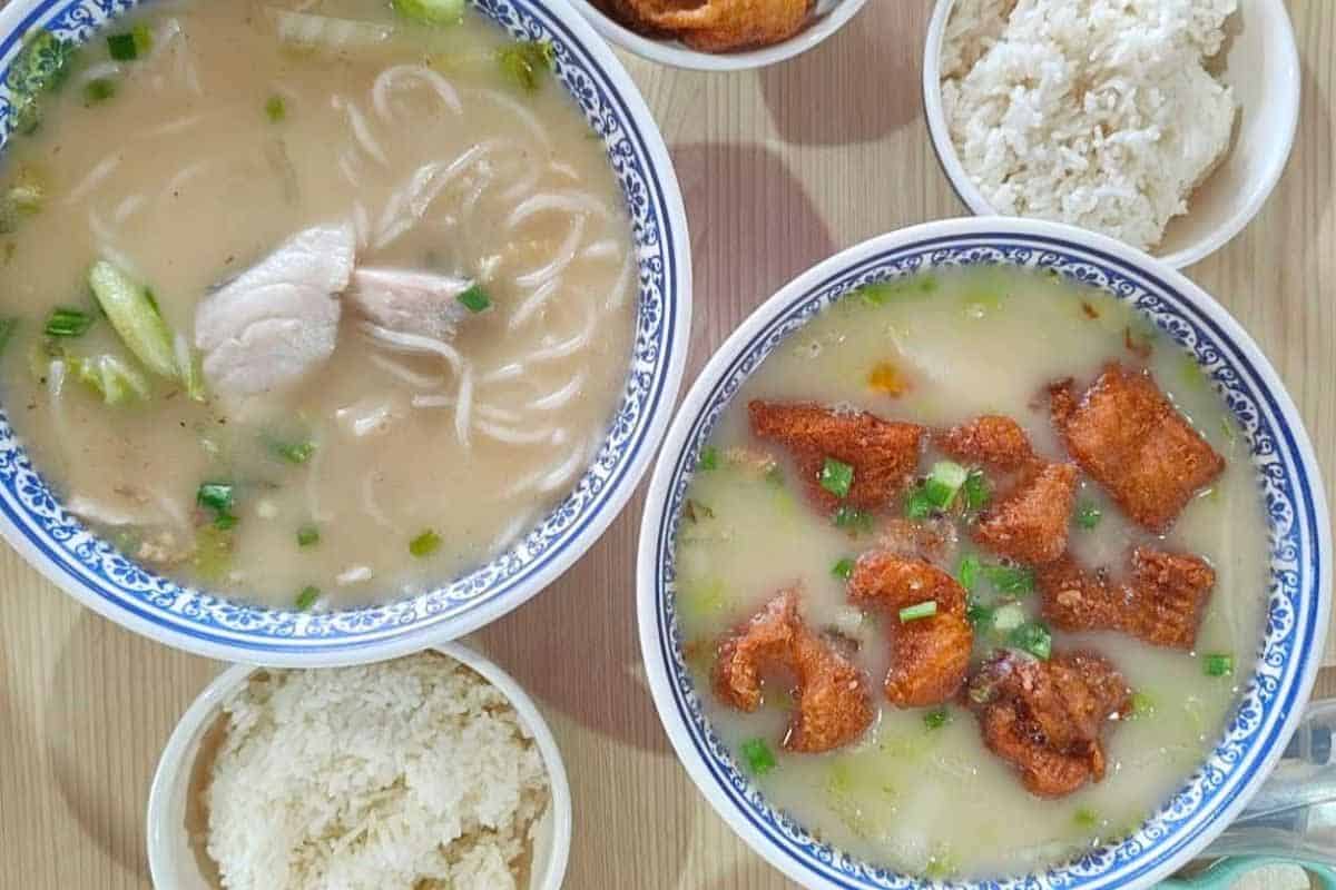 Yuhua Village Market & Food Centre - Fish Soup w rice Yuhua Village Market & Food Centre - Fish Soup w rice