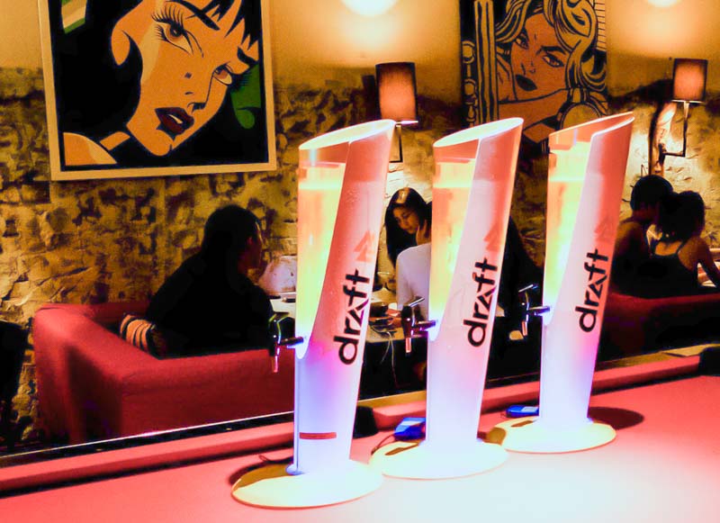 beer tower 283 cafe 4 Online 10 Bars In Singapore With The Cheapest Beer Towers Under S$50
