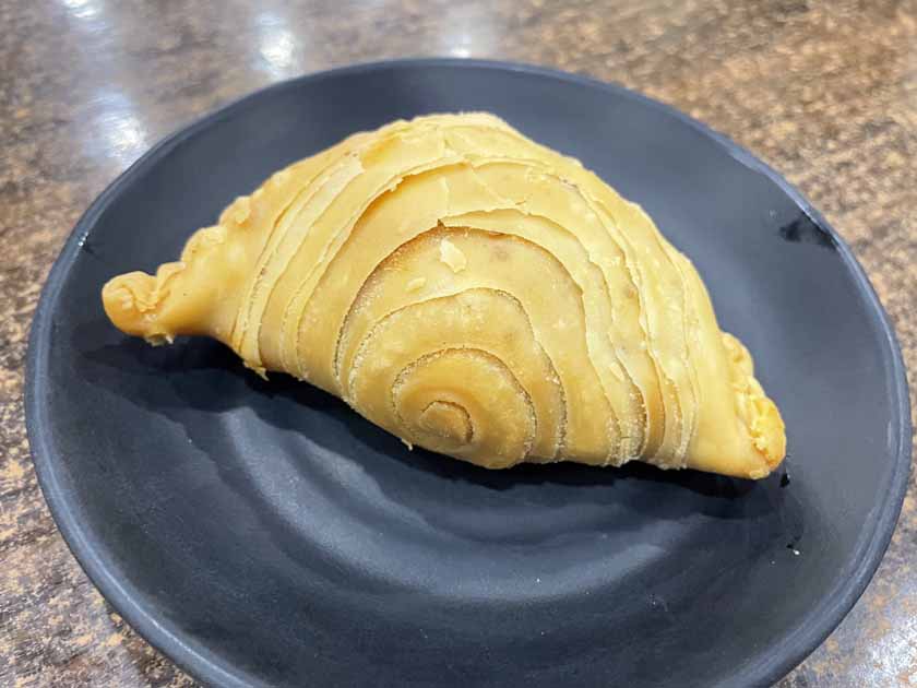 soon soon huat - curry puff