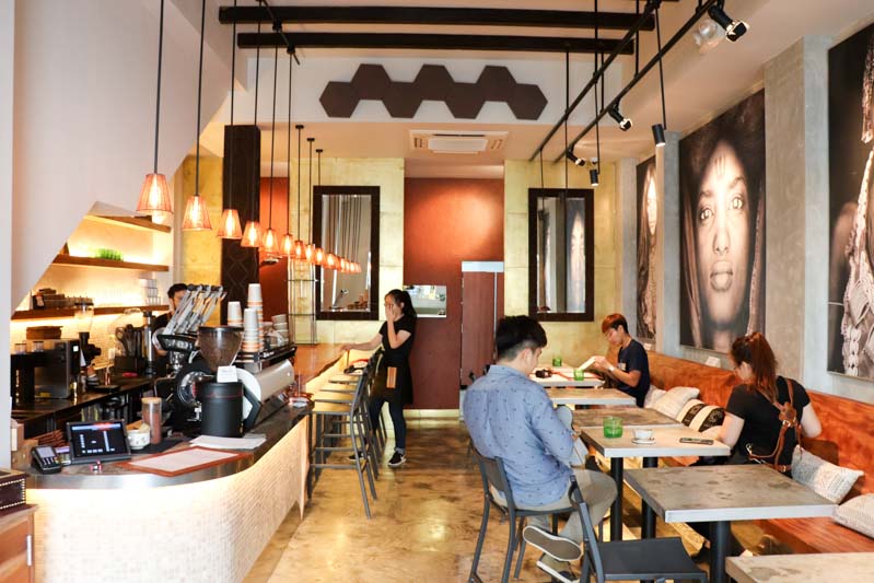 Kafe UTU: African-Style Coffee, Curries, Desserts & Cocktails At This Cafe  Turned Bar At Night In Outram