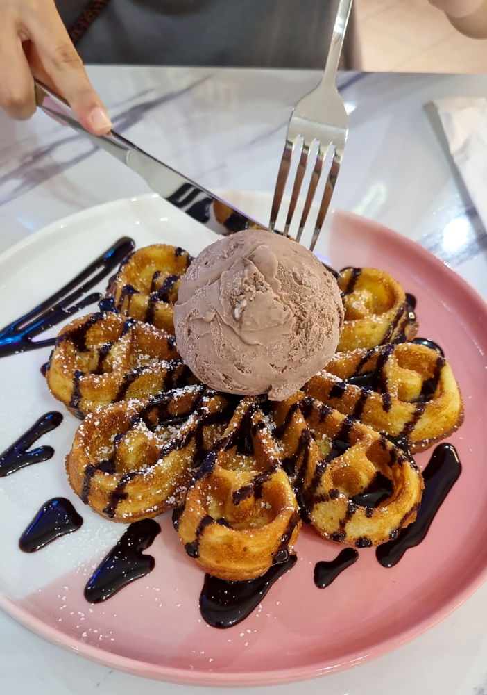 Ice cream and Waffle from Phat Chic Forever Milo Ice Cream And Waffle