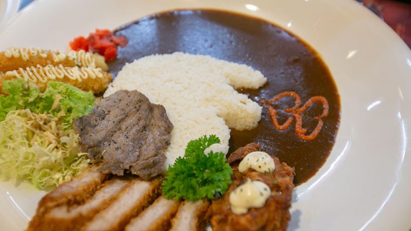 Monster Curry Godzilla 1