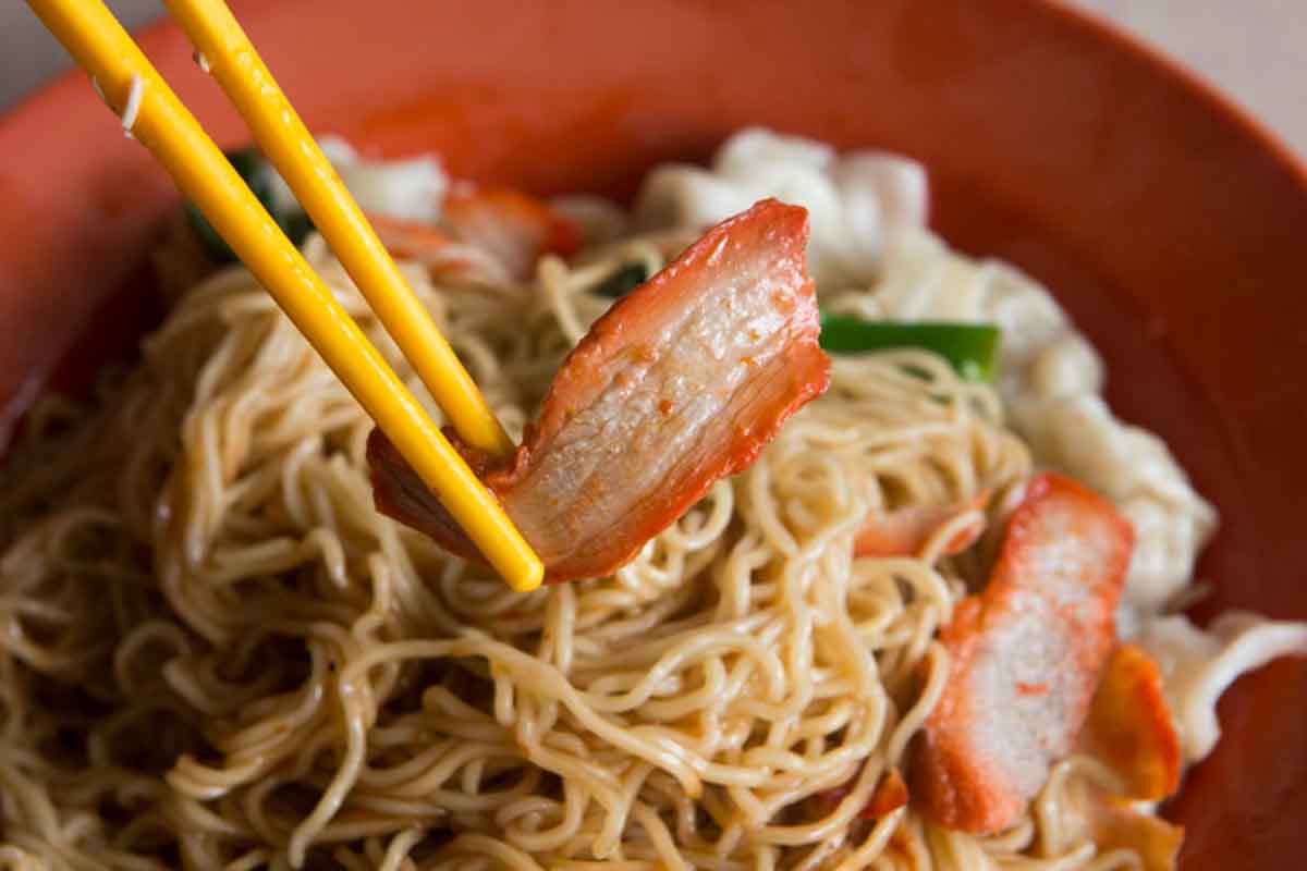 dover road noodles - char siew closeup