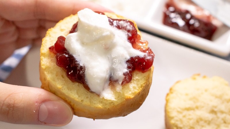 Featured Simple Stay Home Recipes 3 Ingredient Scones 10