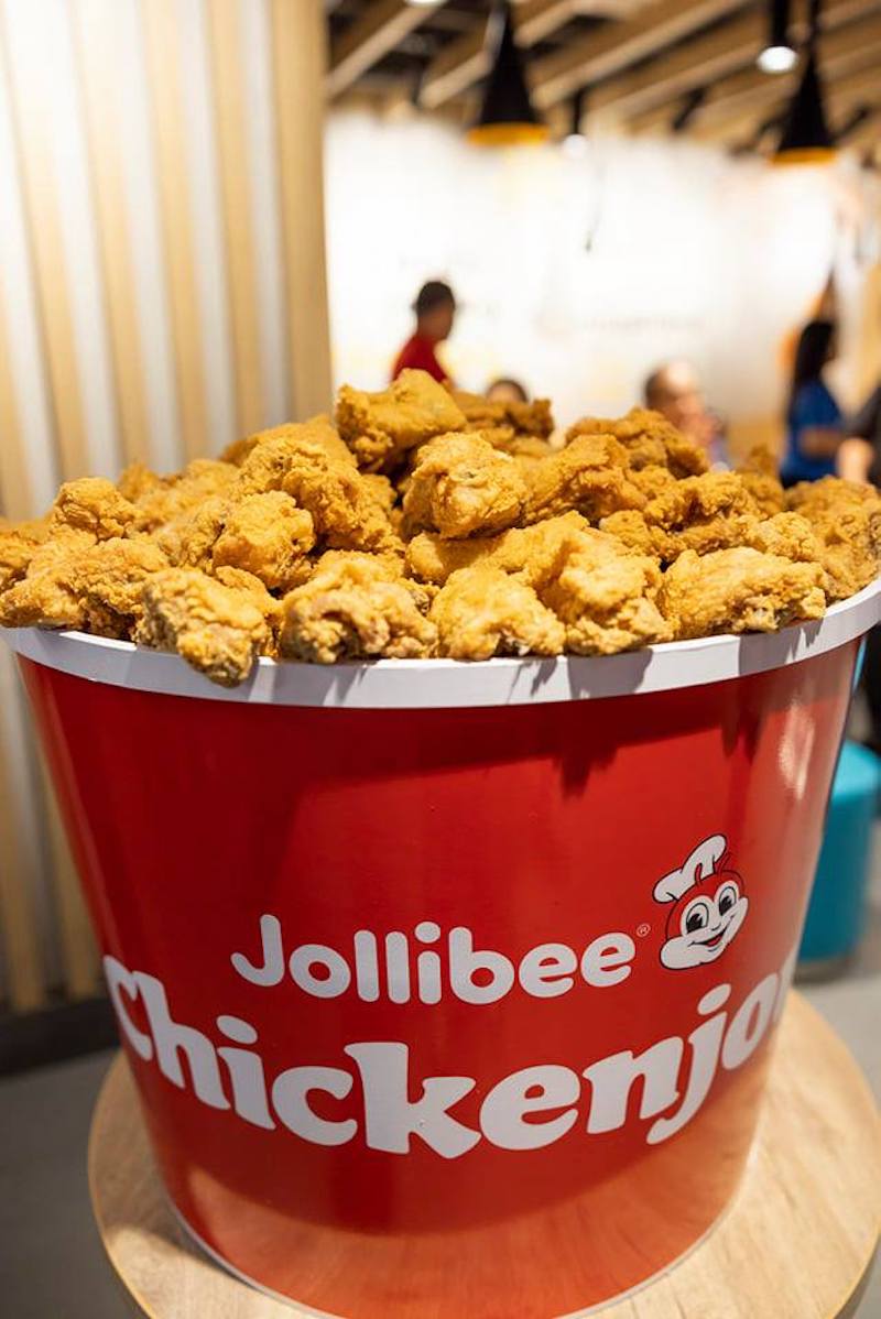 First Jollibee Sg Cloud Kitchen Opens At Tampines Smart City Kitchens