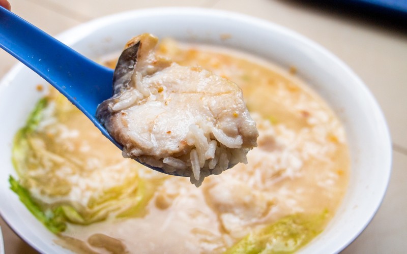 Teochew Fish Porridge 10