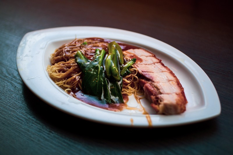 A plate of Roasted Pork Belly with Dry Noodle