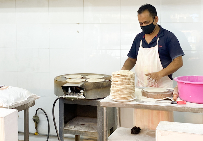 Picture of chef preparing chapati
