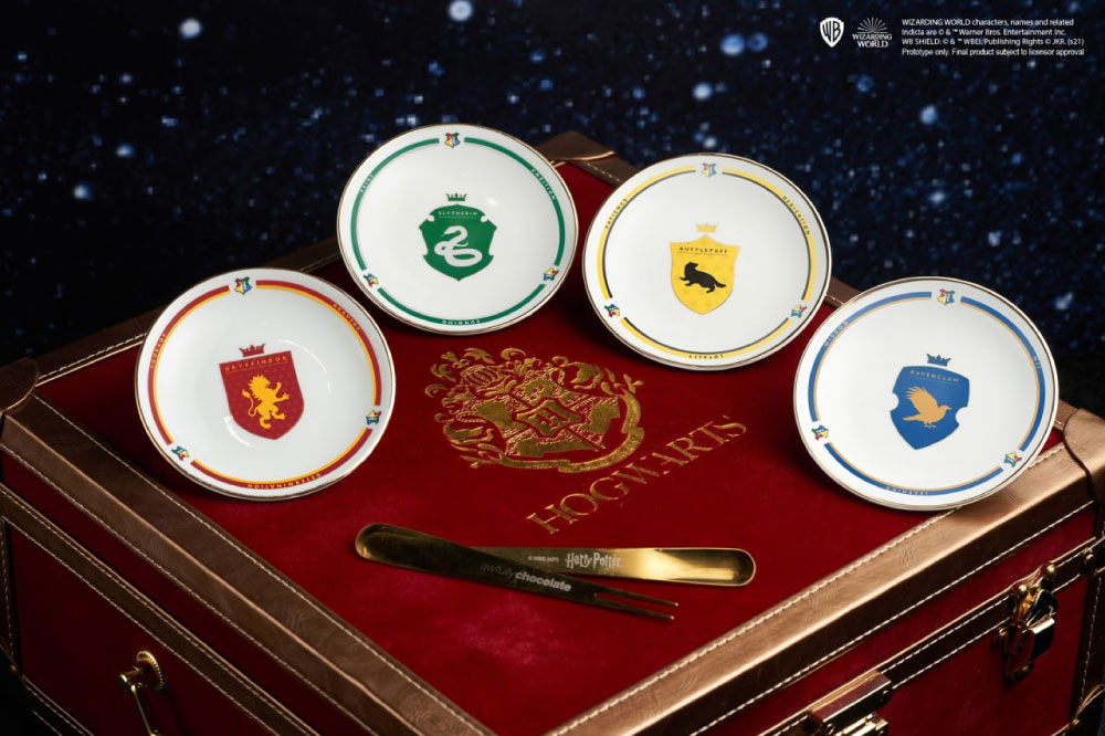 hogwarts themed ceramic plates