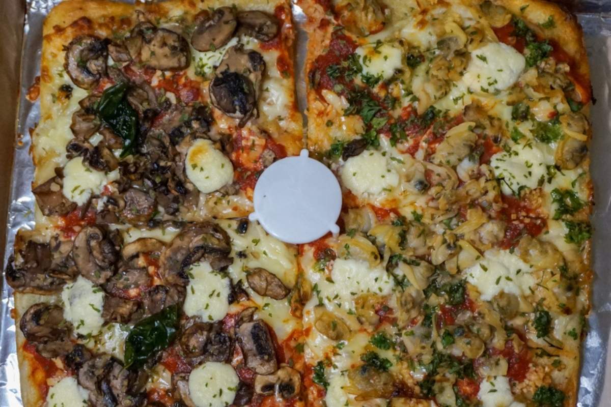goldenroy sourdough pizza - pizza 2