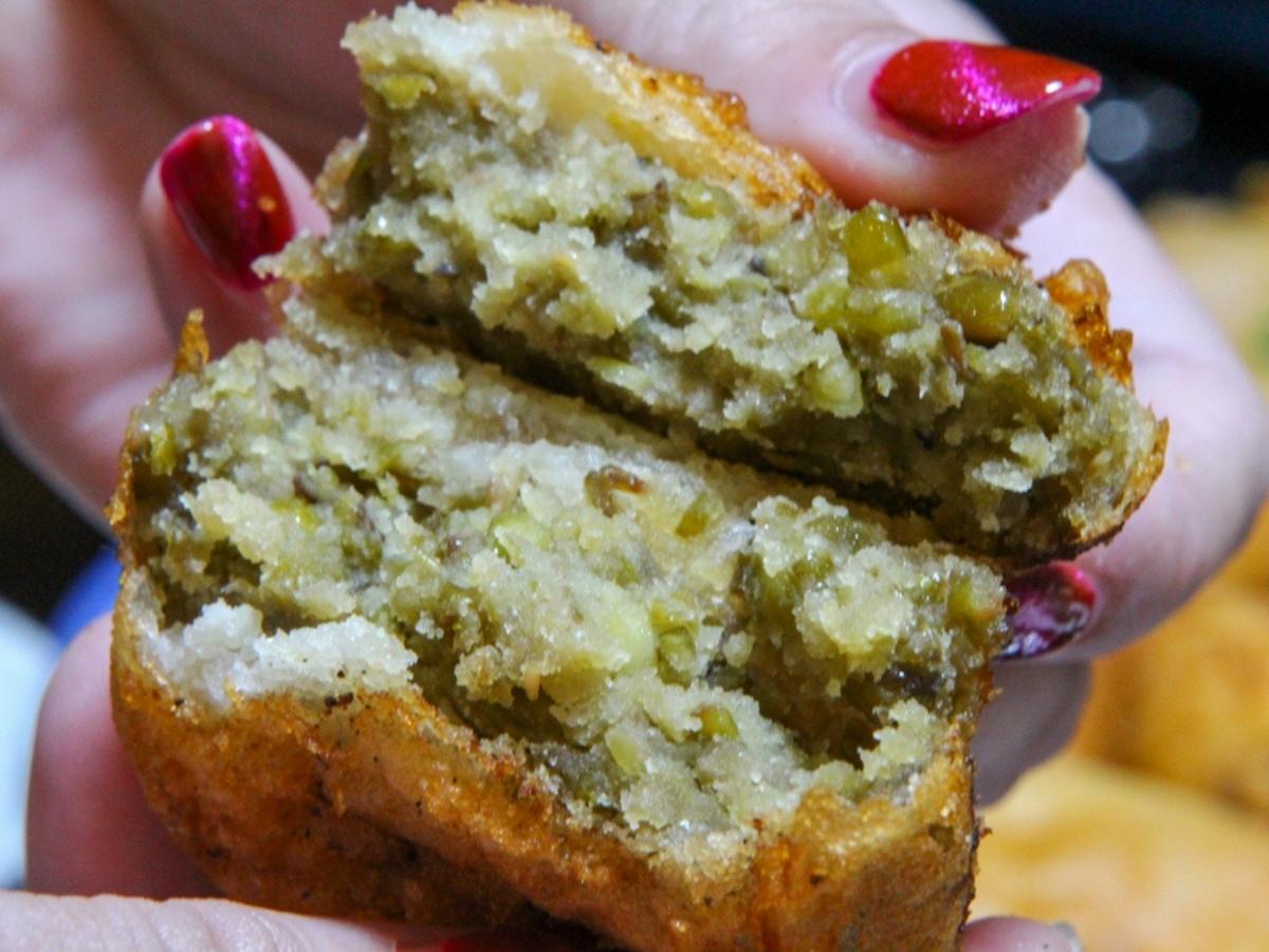 lee kee - green bean cake 2