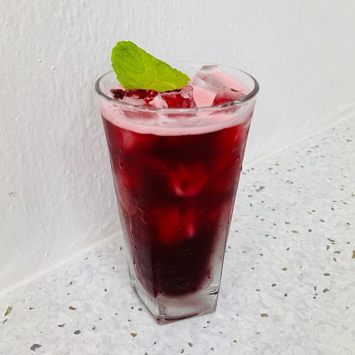 imager of hibiscus iced tea