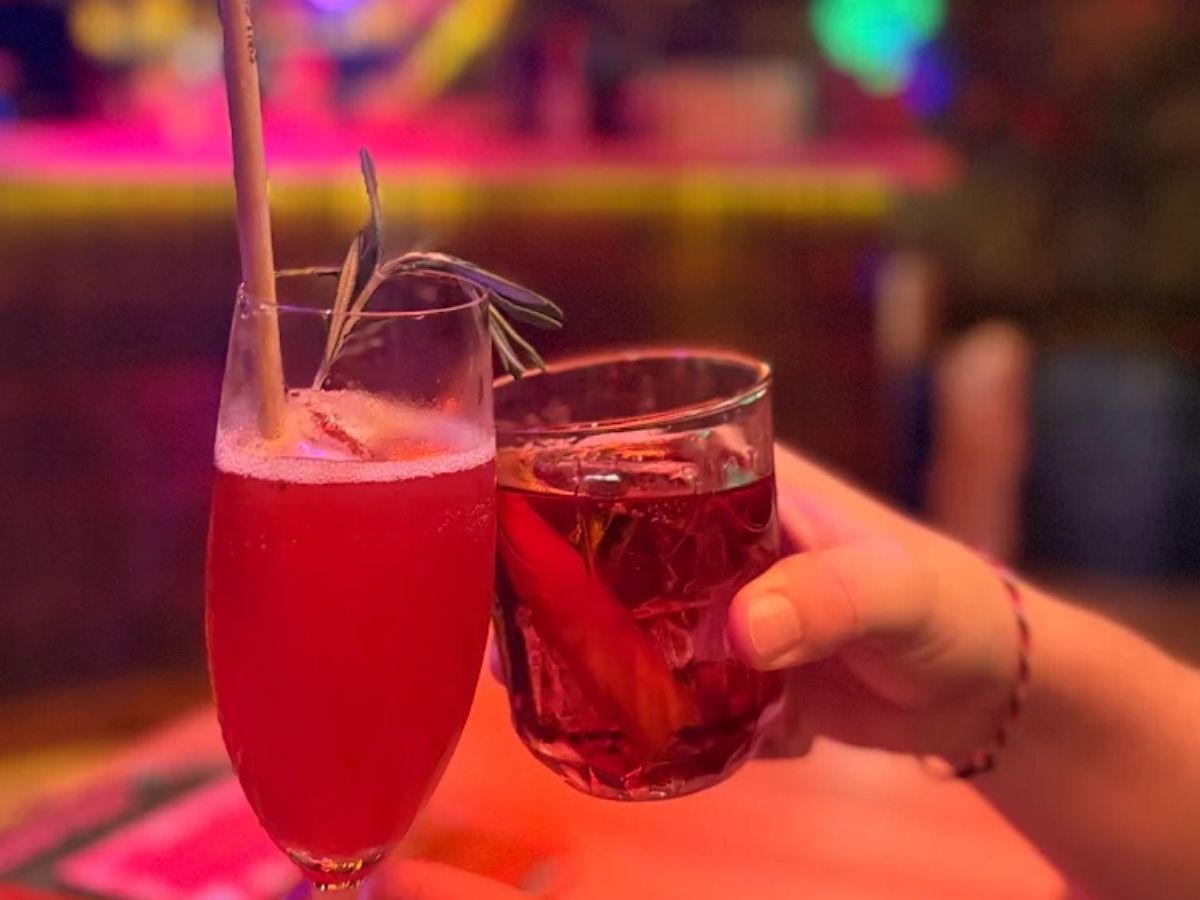 cheap bars - Chupitos drinks