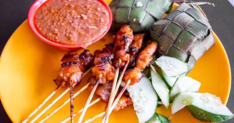 plate of chai ho satay