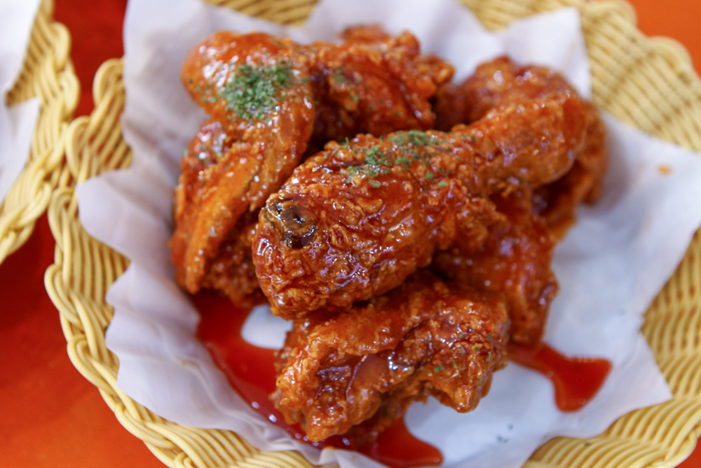 Image of sweet spicy chicken in basket