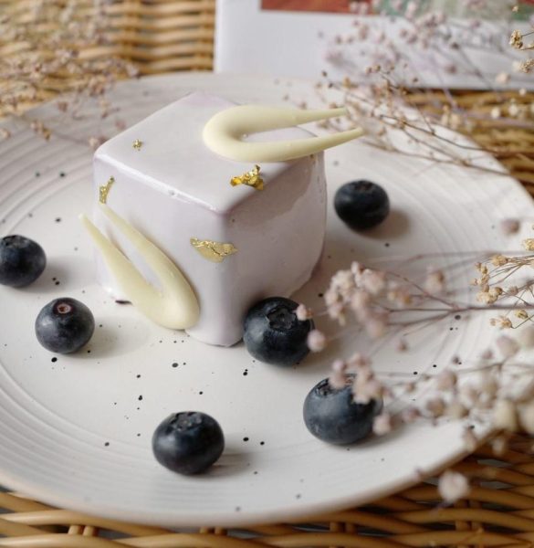 linden's dessert house - blueberry lemon