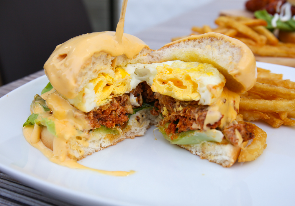 burgers by danny onestar - cheesy lava burger
