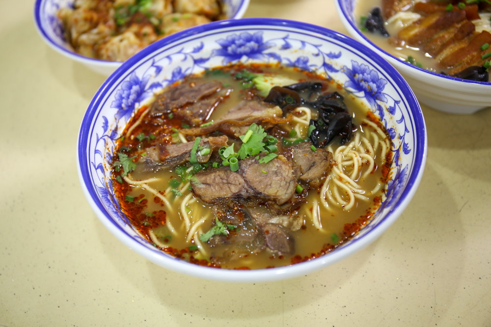 wang's noodle & dumpling house - beef la mian