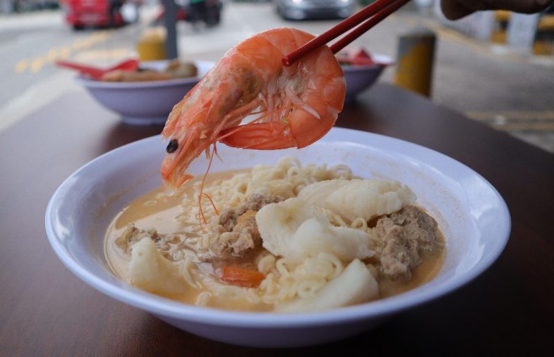 jia li seafood soup - closeup of prawn
