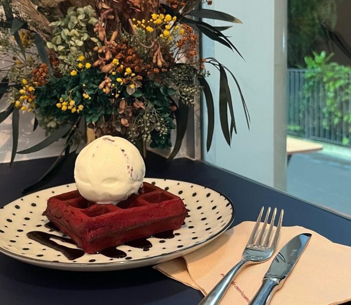 best makan places in Punggol - red velvet waffle