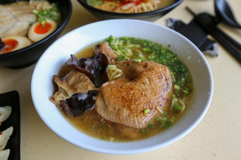 11 affordable noodles spots in ang mo kio - clear chicken broth